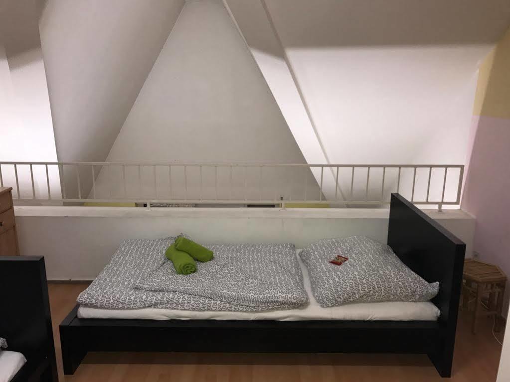 A&S Ferienwohnungen Roonstrasse Bonn Luaran gambar