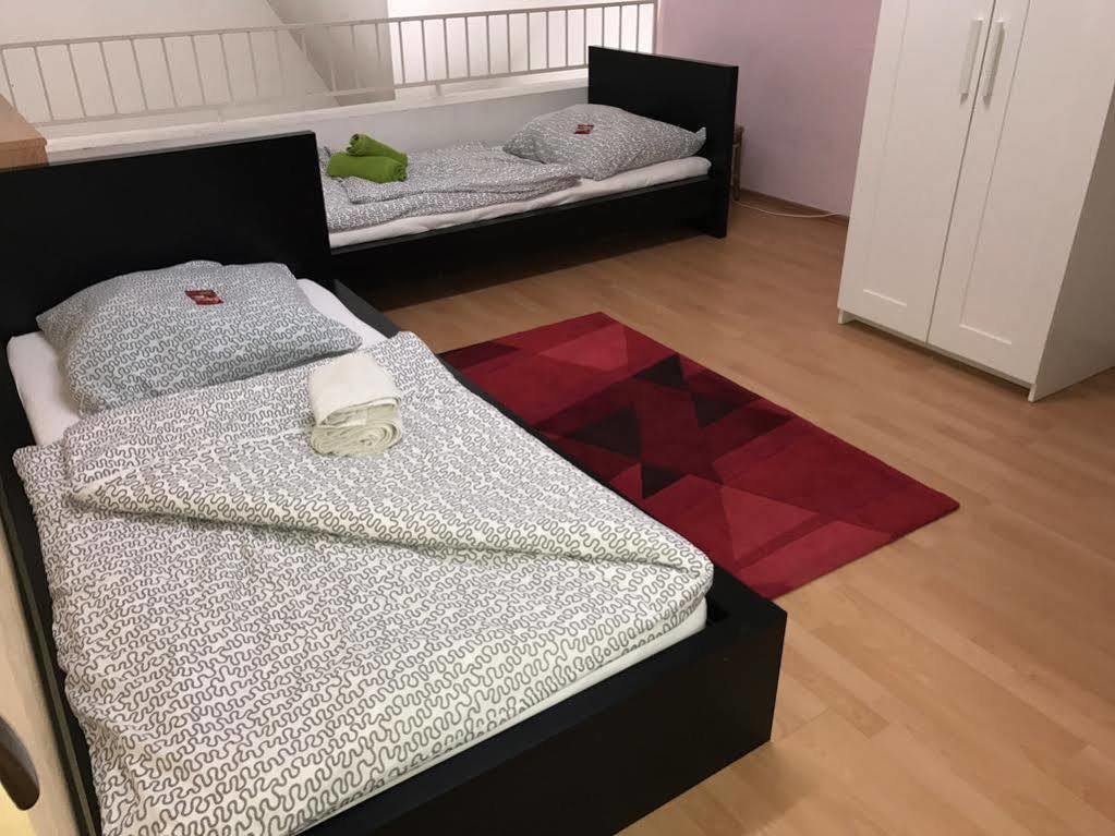 A&S Ferienwohnungen Roonstrasse Bonn Luaran gambar