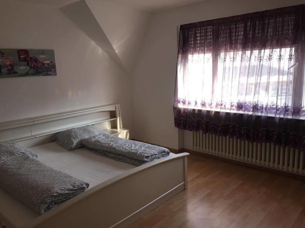 A&S Ferienwohnungen Roonstrasse Bonn Luaran gambar