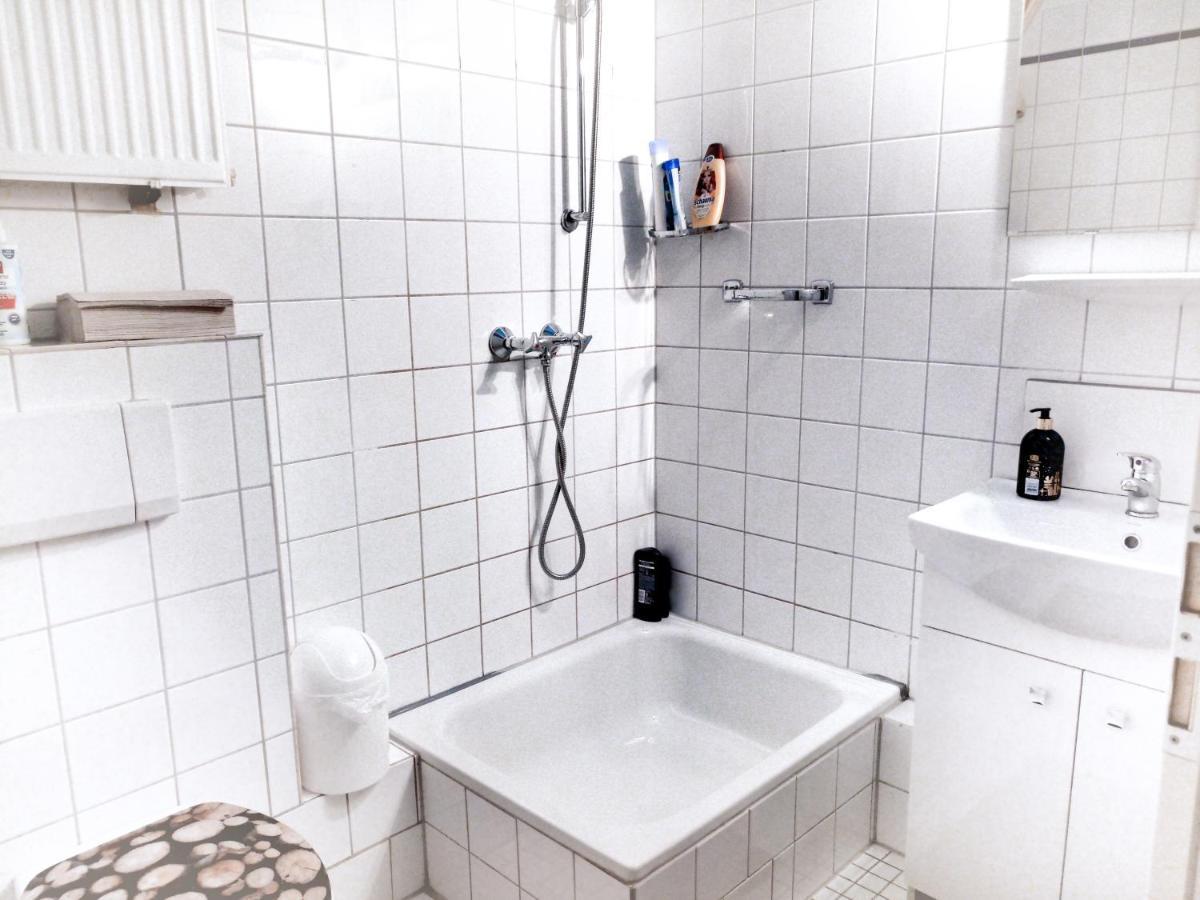 A&S Ferienwohnungen Roonstrasse Bonn Luaran gambar