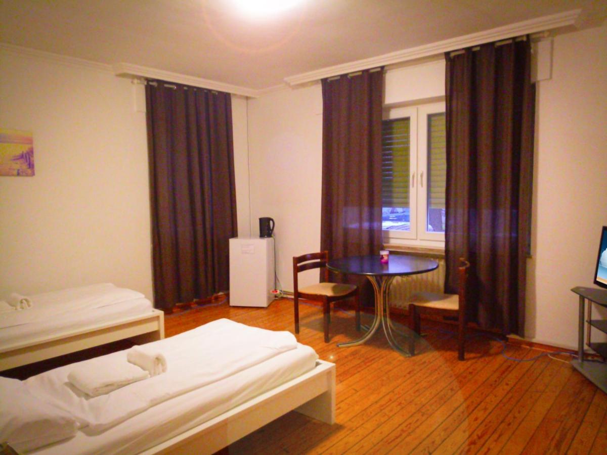 A&S Ferienwohnungen Roonstrasse Bonn Luaran gambar